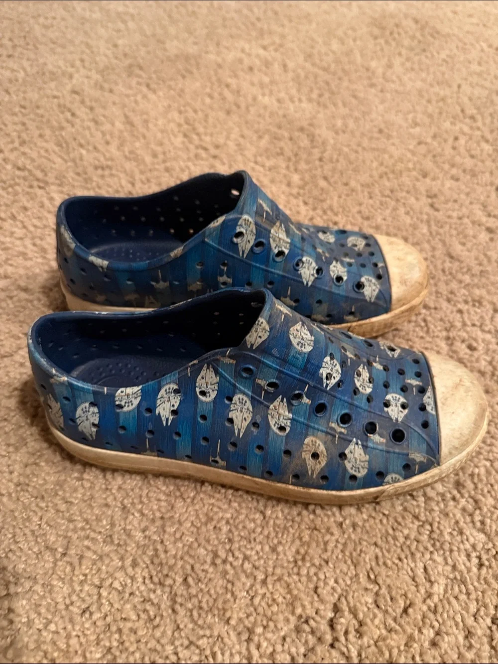 Native Jefferson Kids Blue Star Wars Print Slip-On Water Shoes
